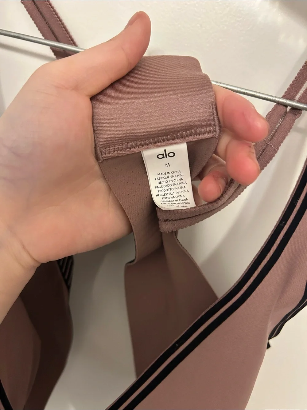 NWOT ALO Yoga Airlift Line Up Bra in Brownstone